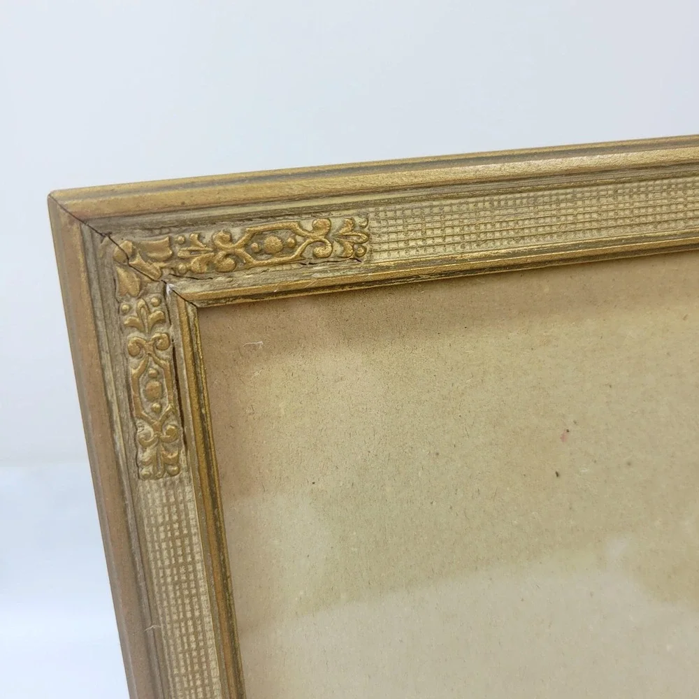 Set of vintage wood ornate picture photo frames 6x8 gold tone cream swan art